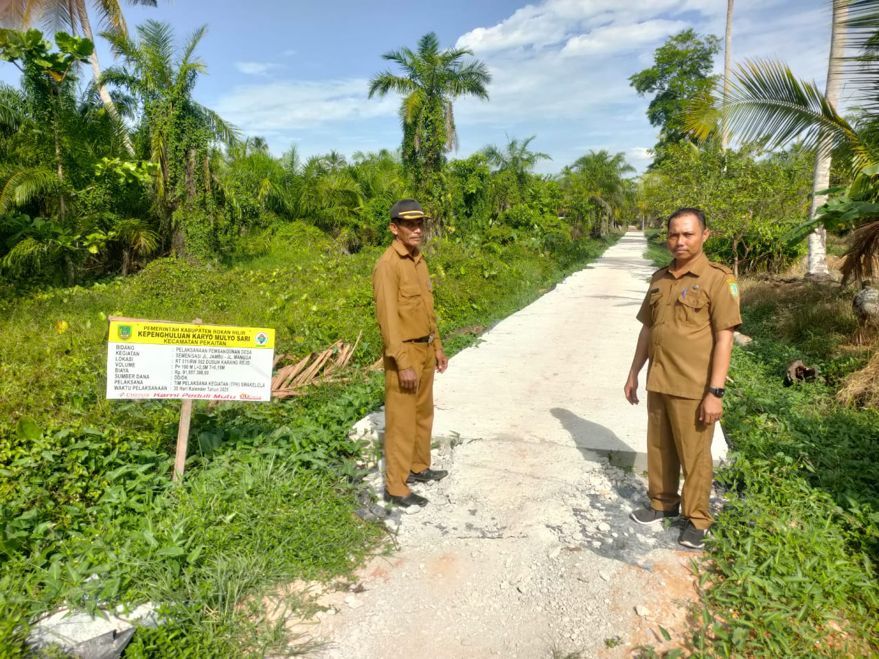 Kepenghuluan Karyo Mulyo sari menyelesaikan Pembangunan Jalan Semenisasi